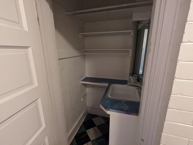 Building Photo - 805 E 100 S