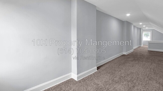 Building Photo - 616 Lilley Ave