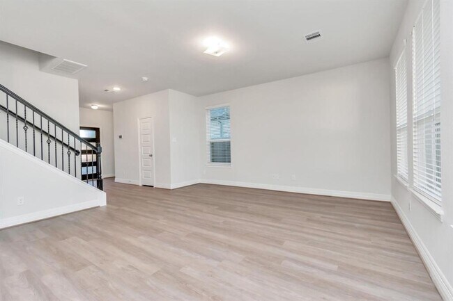 Building Photo - 21267 Catalina Palm Dr