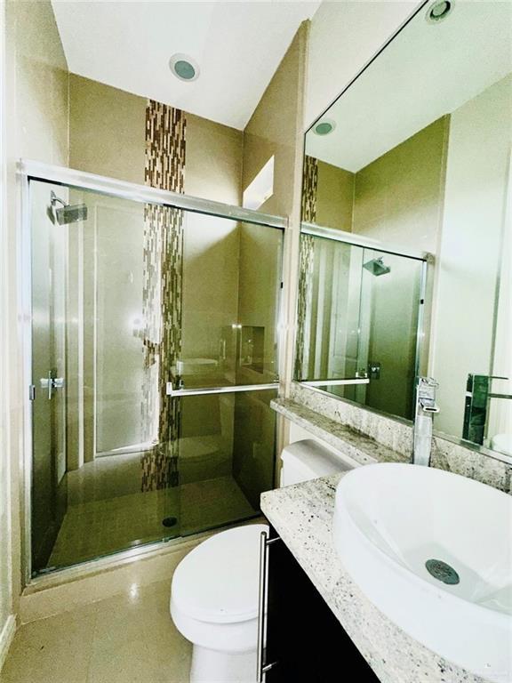 Building Photo - 29 Pineridge Ln