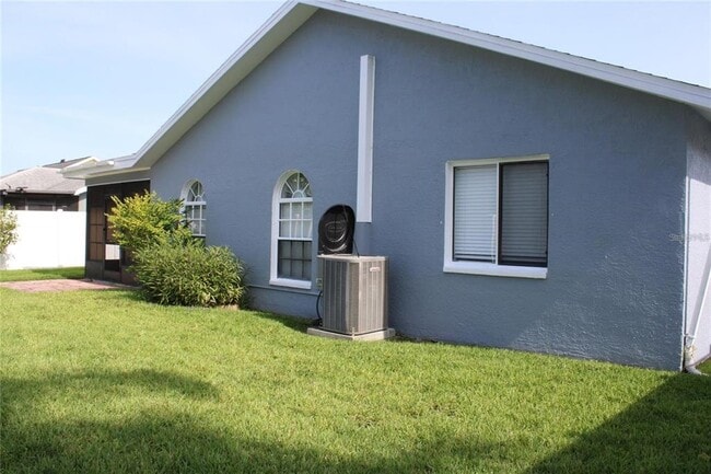 Building Photo - 3801 105th Ave N