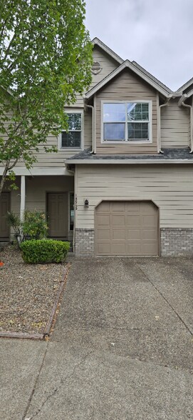 Primary Photo - 18549 SW Takena Ct