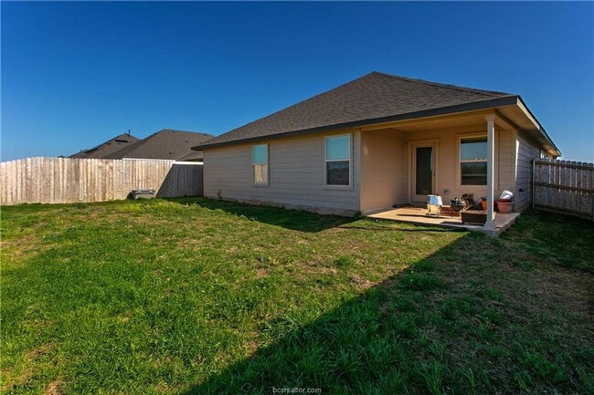 Building Photo - 6214 Darlington Ave