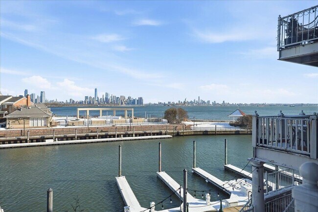 Building Photo - 109 Shearwater Ct E