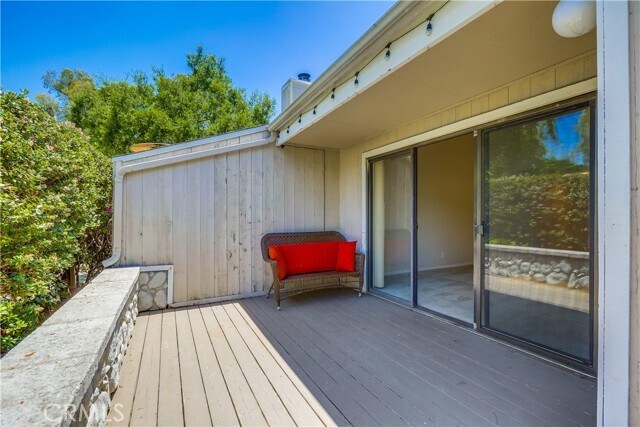 Building Photo - 23521 Ave La Caza