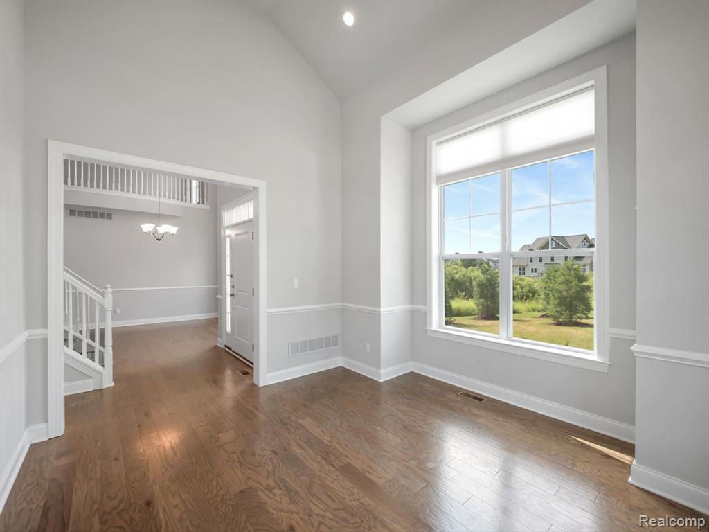 Building Photo - 3017 N Spurway Dr