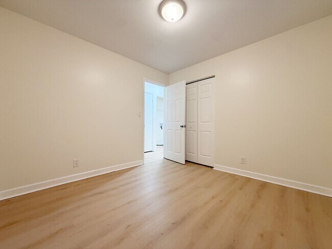 Building Photo - 607-609 Cypress St
