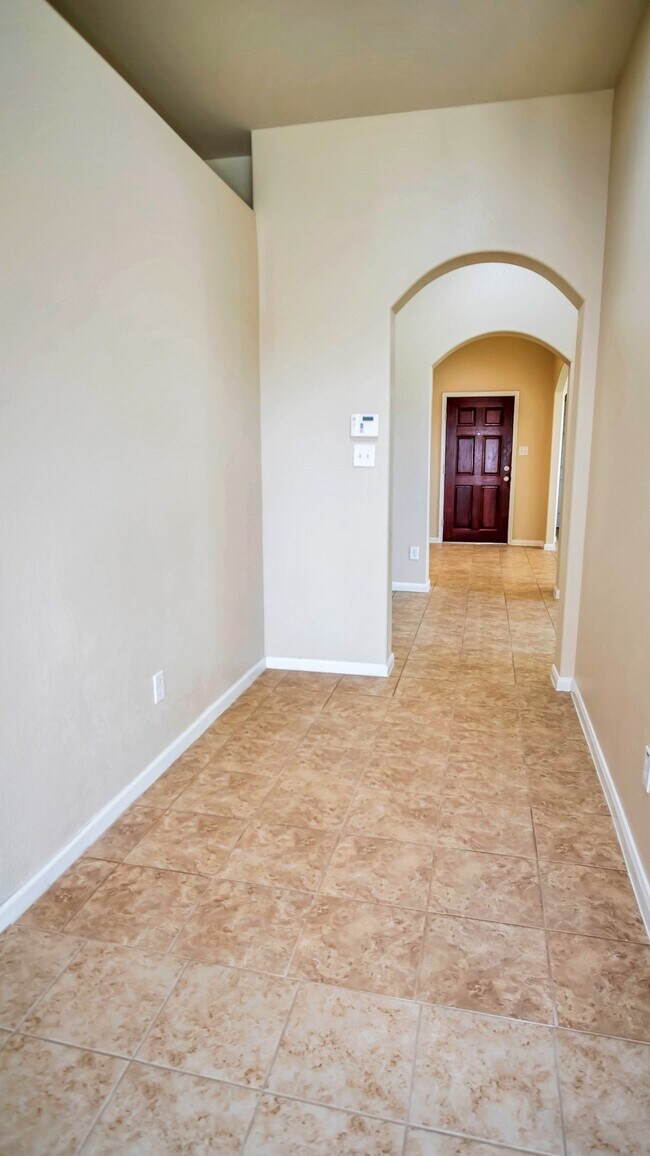 Building Photo - 18910 Alta Pine