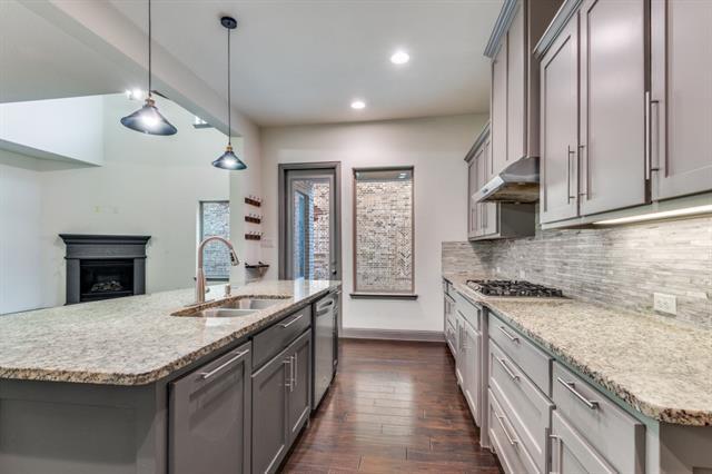 Building Photo - 1245 Harris Hawk Way