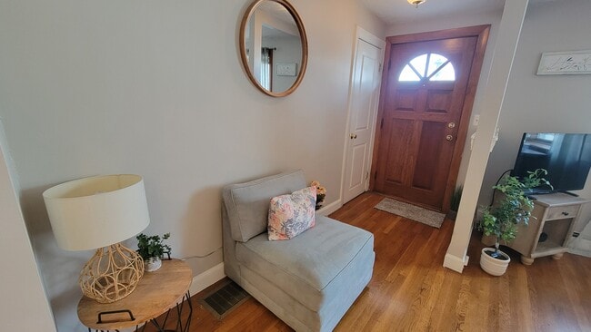 Building Photo - 153 Winthrop Pkwy