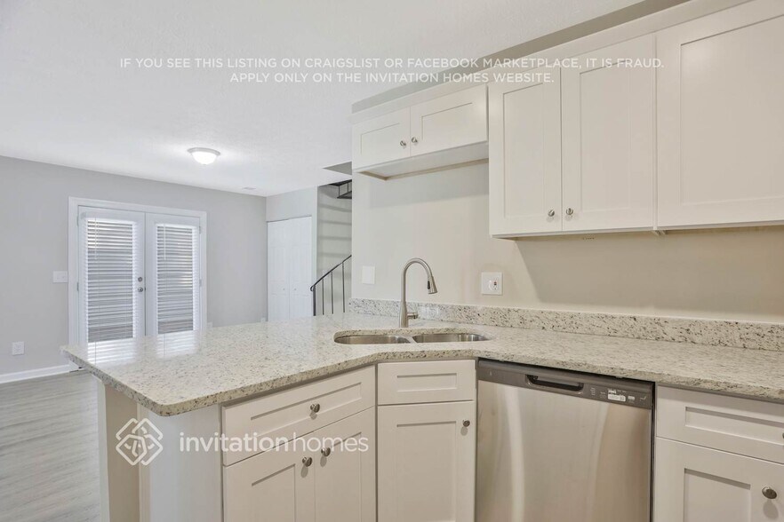 Building Photo - 1931 Brittania Cir