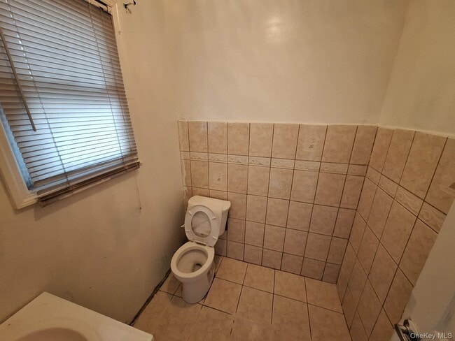 Building Photo - 90-43 170th St