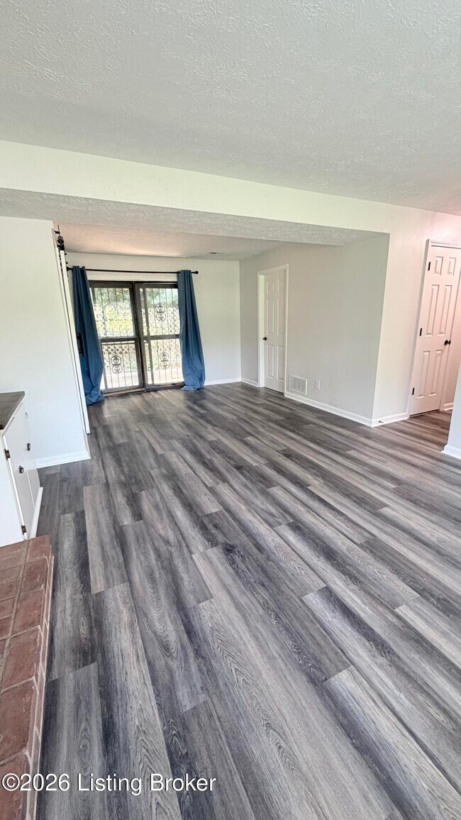 Building Photo - 5109 Volney Ct