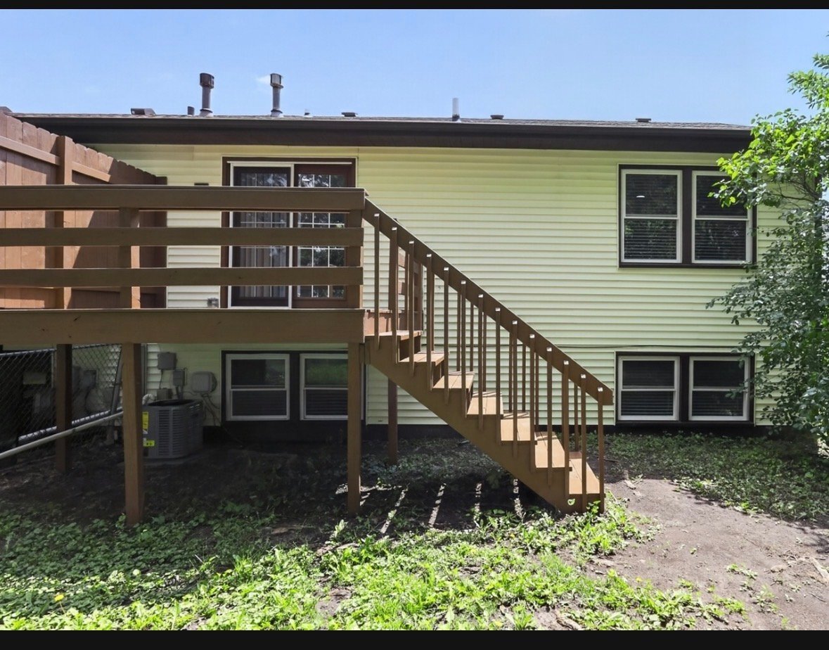 Building Photo - 642 Swan Dr