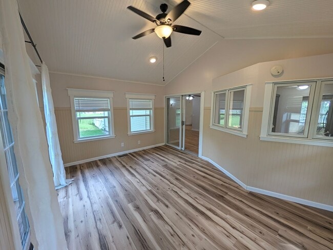 Building Photo - 808 Leprechaun Ln