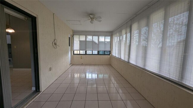 Building Photo - 926 Chelsea Way