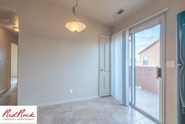 Building Photo - 1178 E 300 S