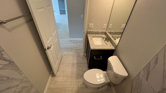 Building Photo - Stunning 3-Bed, 2-Bath Home in Palm Bay!