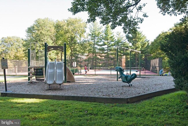 Building Photo - 11400 Dorchester Ln