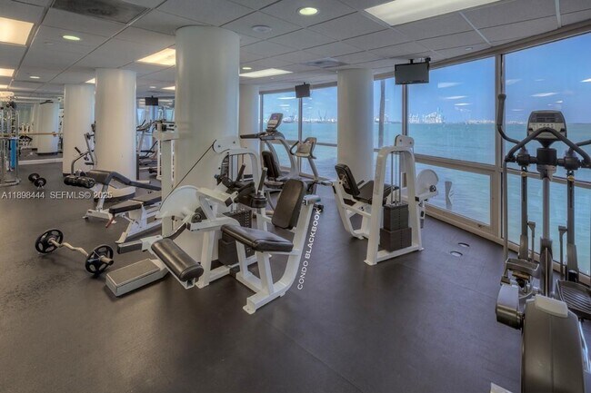 Building Photo - 770 Claughton Island Dr