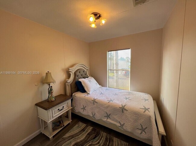 Building Photo - 35250 SW 177th Ct