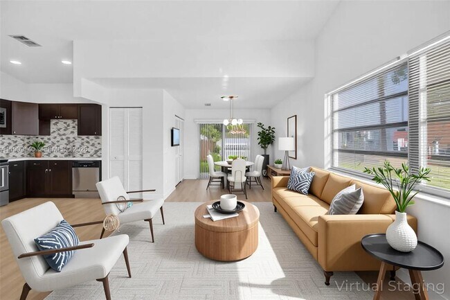 Building Photo - 339 SW 15th St