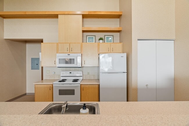 Building Photo - 1307 Ocean Shores Blvd SW