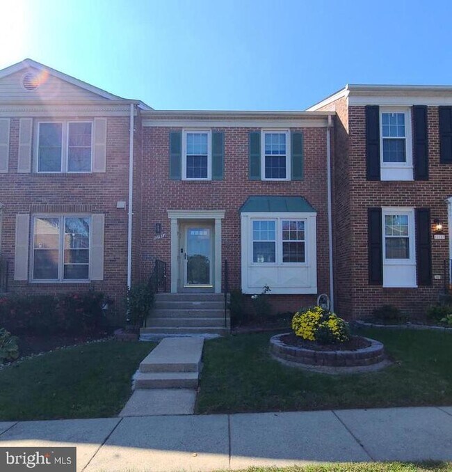 Building Photo - 12151 Stallion Ct