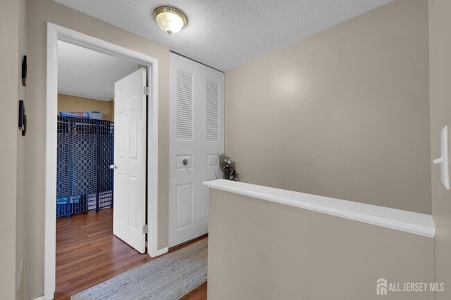 Building Photo - 89 Doe Ct