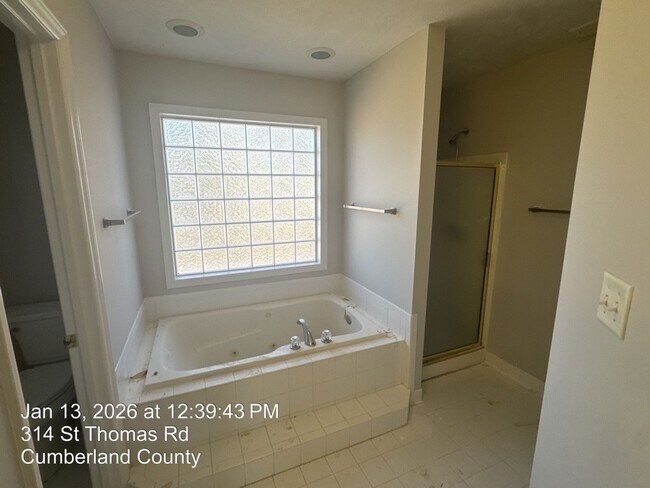 Building Photo - 314 St Thomas Rd