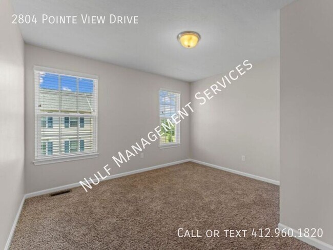 Building Photo - 2804 Pointe View Dr