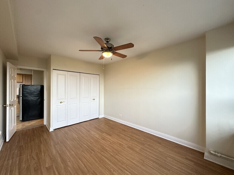 Building Photo - 4180 N Marine Dr