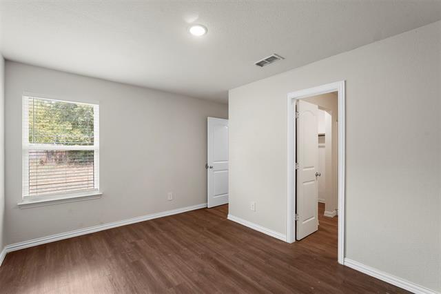 Building Photo - 2208 Sayle St