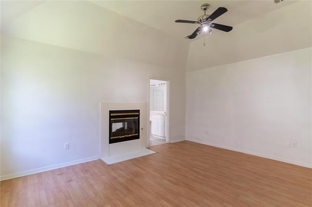 Building Photo - 492 Shade Tree Cir