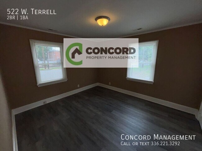 Building Photo - 522 W. Terrell-