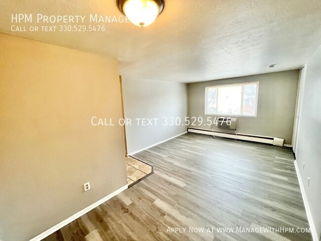 Building Photo - 20604 Lorain Rd