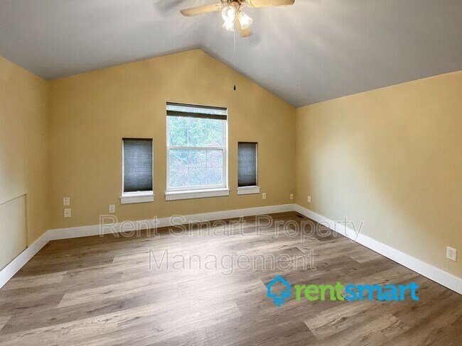 Building Photo - 2626 O'Shaughnessy