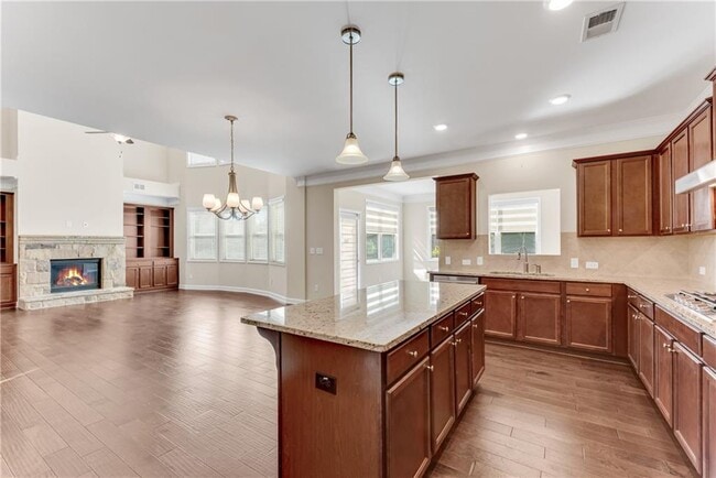 Building Photo - 655 Grand Reserve Dr