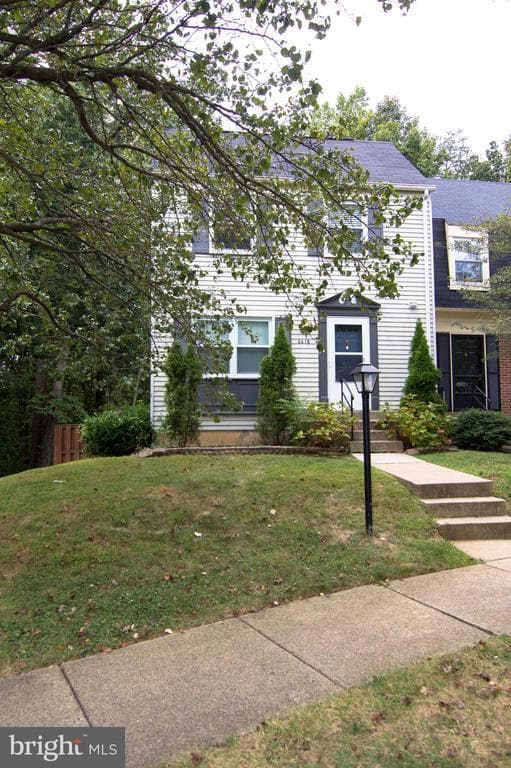 Building Photo - 6618 Birchleigh Way