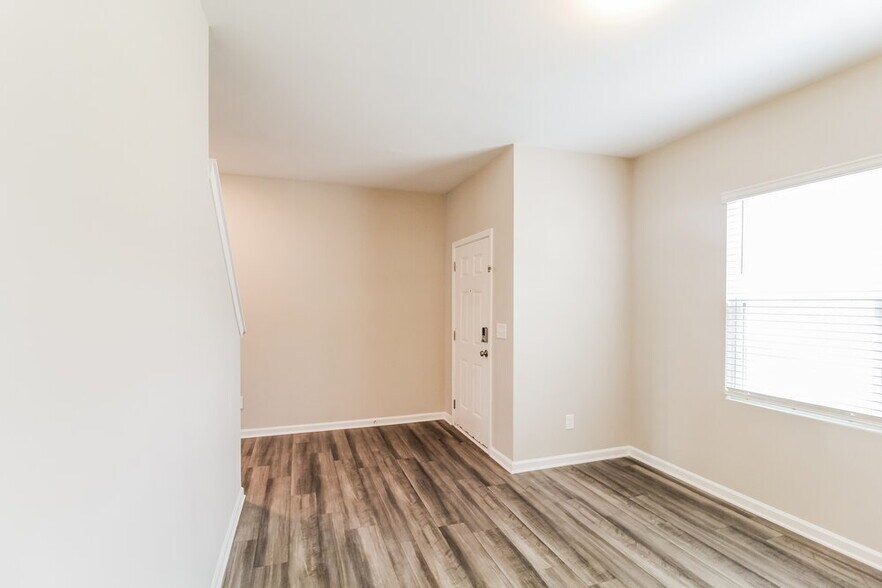 Building Photo - 4009 Kendrick Cir