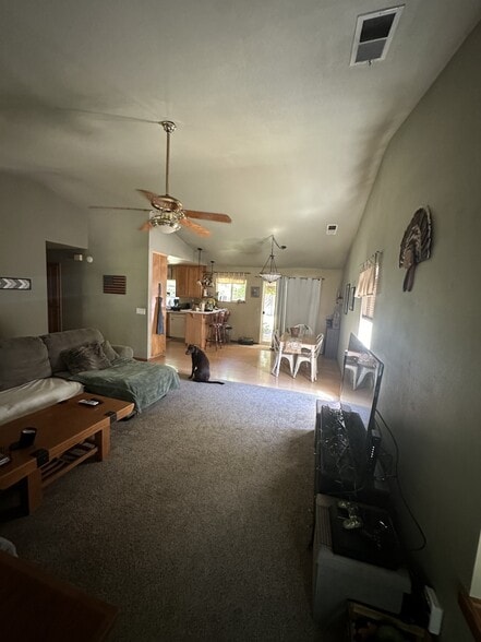 Building Photo - 779 Victorian Park Dr