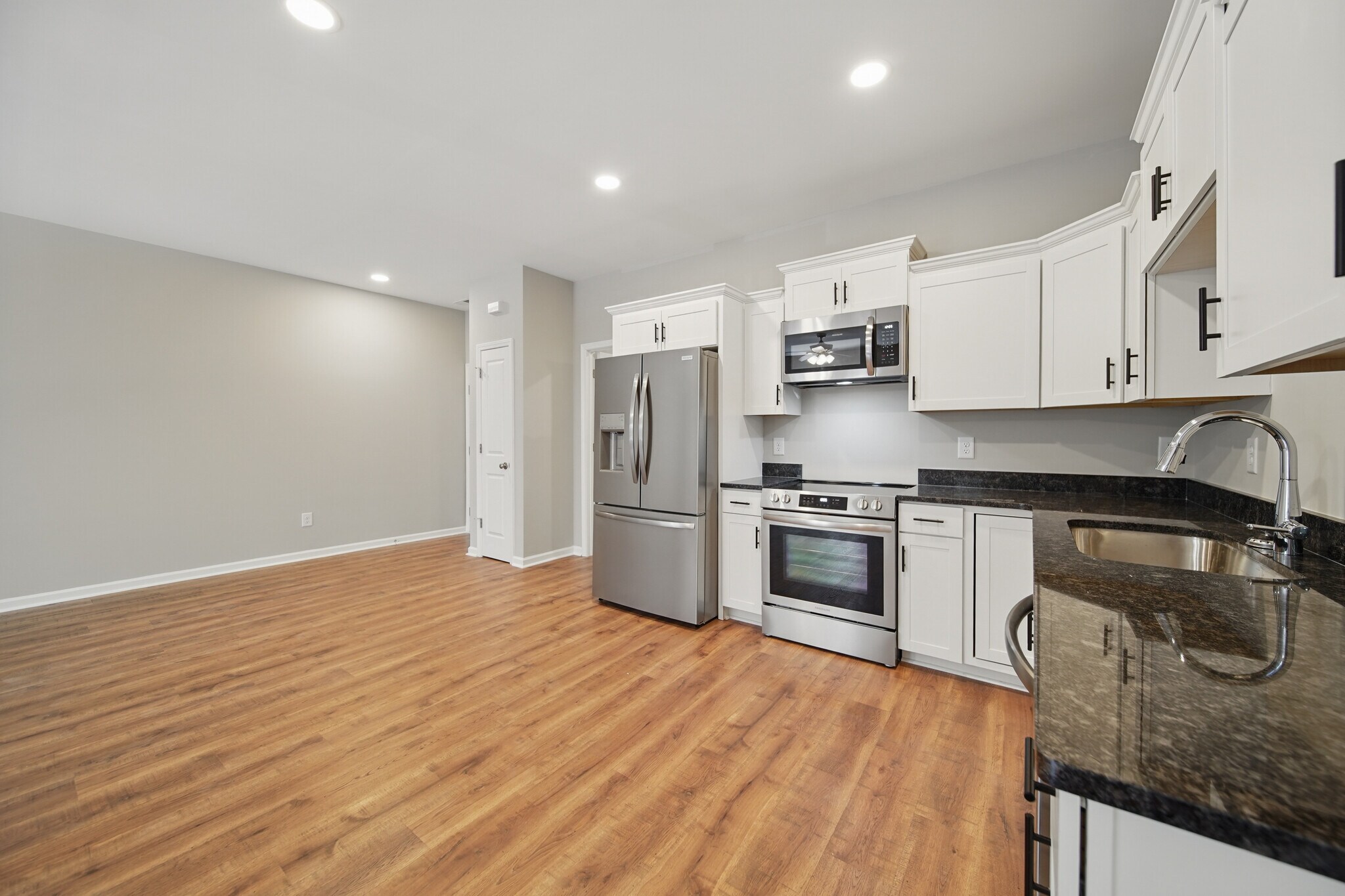 kitchen - 216 Legion Dr