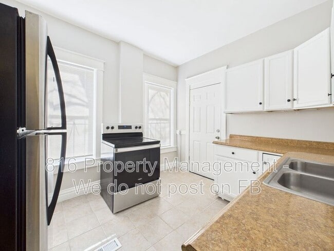 Building Photo - 2712 Park Ave