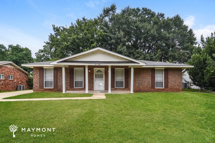 Building Photo - 5731 Roxboro Dr