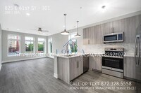 Building Photo - 825 E 61st St