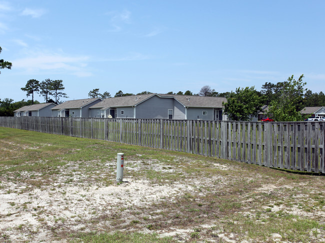 Building Photo - Windtree Apartments