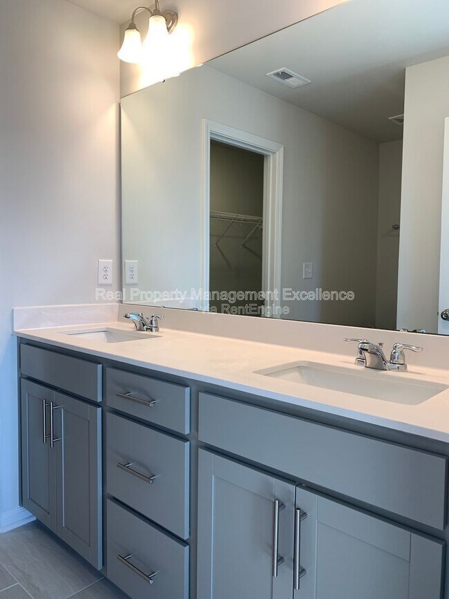 Building Photo - 473 Carolina Spgs Blvd