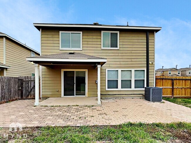 Building Photo - 9203 Silver Vista