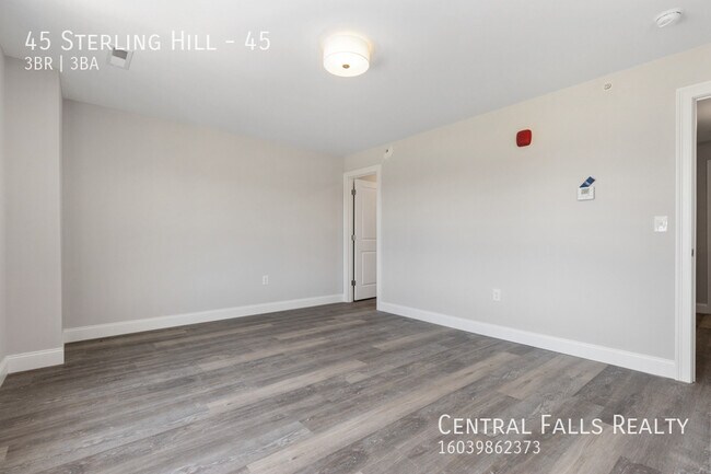 Building Photo - 45 Sterling Hill Rd