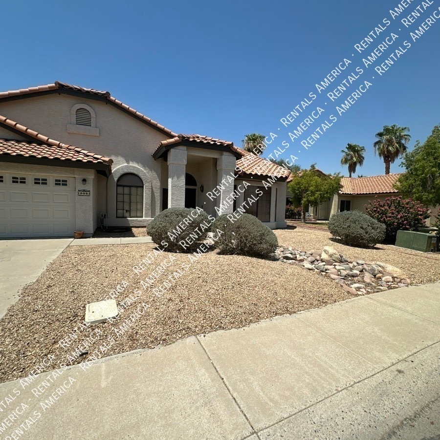 Building Photo - 3802 N Wintergreen Way